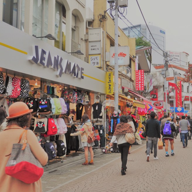 Harajuku_-_Takeshita_Street