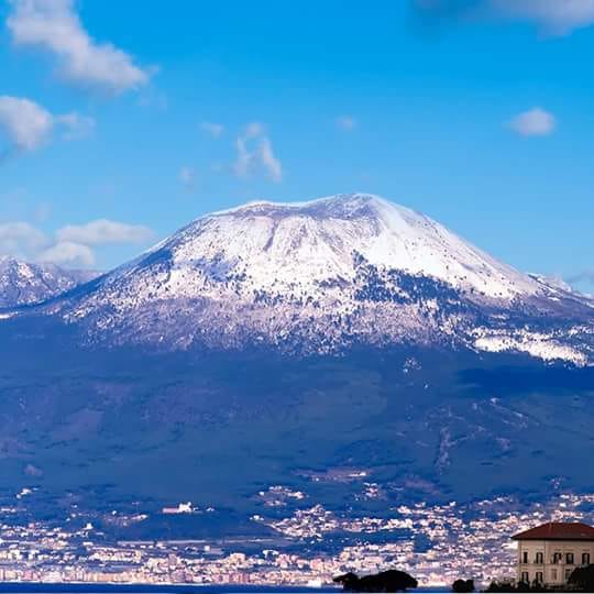 Vesuvio_Napoli_Fanpage.it