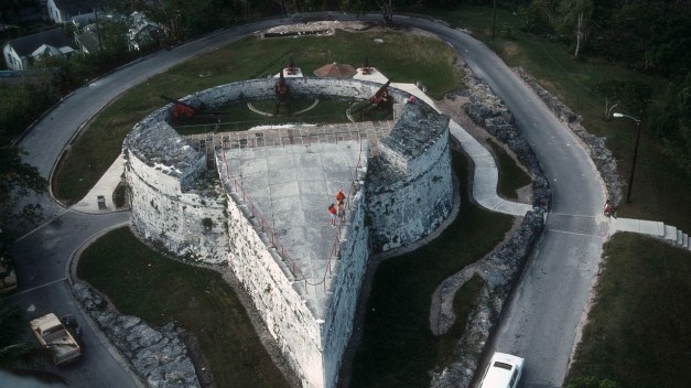 Fort_Fincastle,_Nassau,_Bahamas.jpg